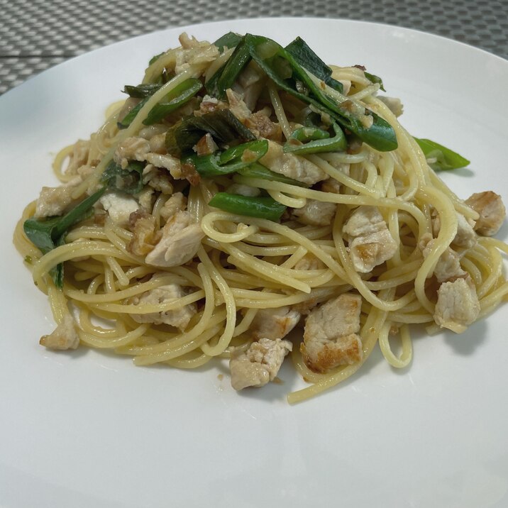 お惣菜リメイク★チキンカツとねぎのパスタ!